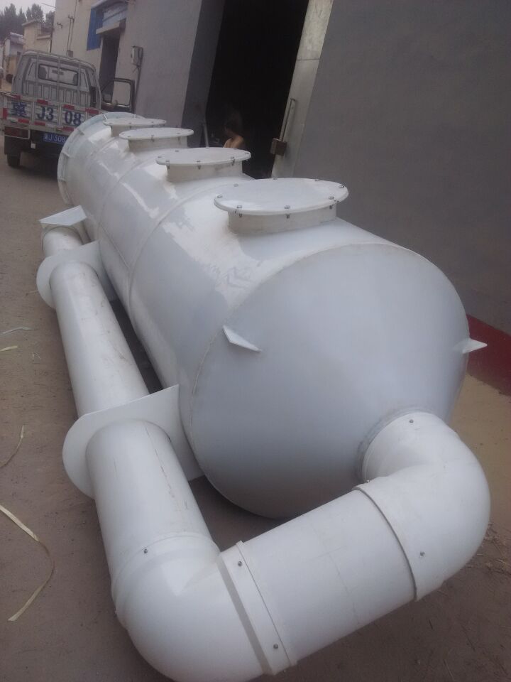 造紙廠廢氣惡臭處理采用什么方案，噴淋塔+UV光解氧化設(shè)備配套處理的一套方案。