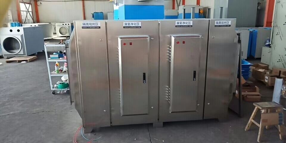 噴涂廢氣處理設(shè)備選用光解凈化設(shè)備，