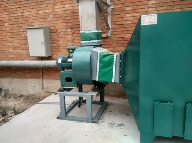 制鞋廠生產(chǎn)車間廢氣來源構成以及治理方案介紹 鞋廠生產(chǎn)車間揮發(fā)性有機化合物(VOCs)廢氣處理治理方案 制鞋廠橡膠加工揮發(fā)有機廢氣處理設備及方案