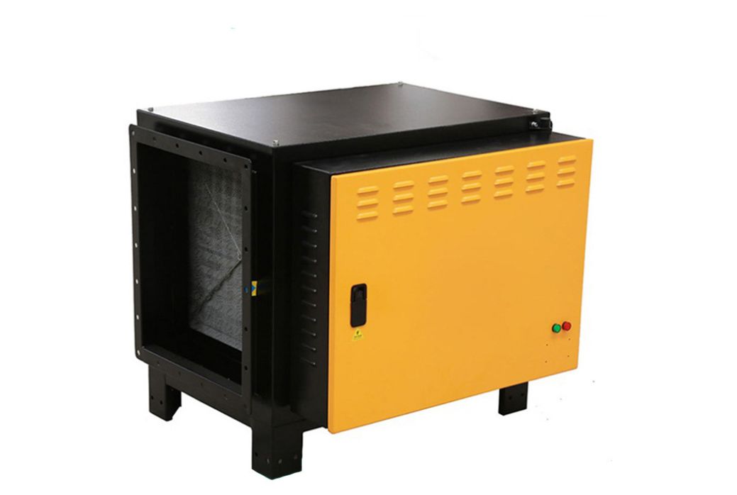 油煙凈化器其實(shí)有很多種的，這里主要是高空油煙凈化器和低空油煙凈化器的介紹。